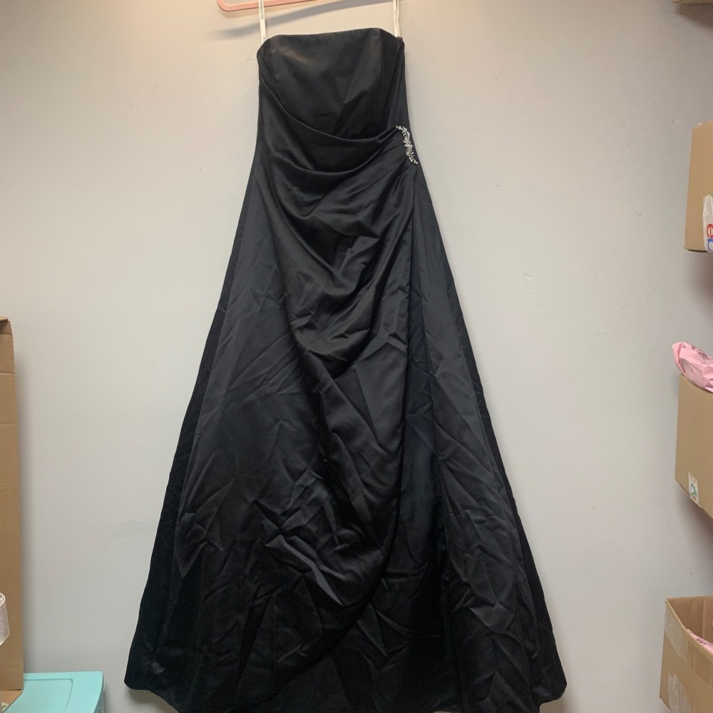 David's Bridal Gown Womens 4 Black Excellent Ruched Strapless Rhinestone 8567